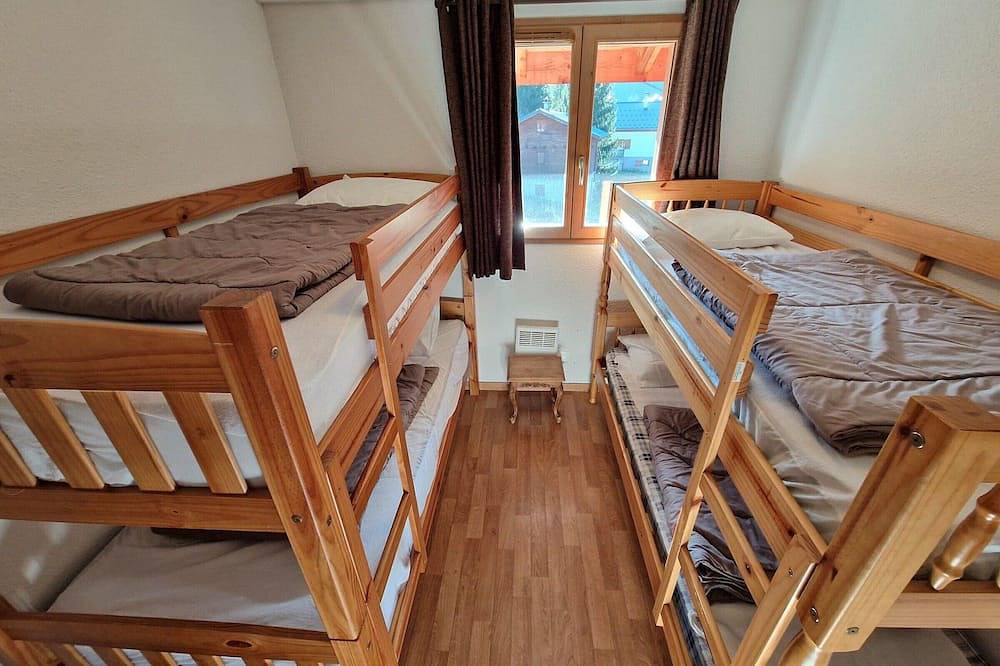 Appartement entier, Spacieux appartement 4 pièces pour 8 pers, au cœur de la station, proche télécabine et commerces in Valfréjus, Modane