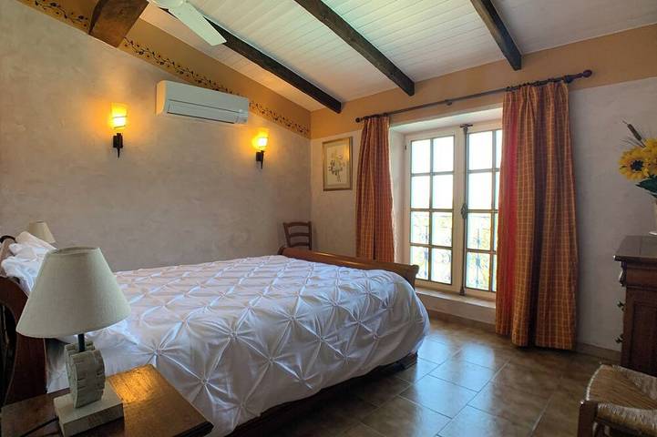 Ganze Wohnung, Chambre D'hôtes et Petit Déjeuner D'exceptionnel in Tourrettes, Draguignan Region
