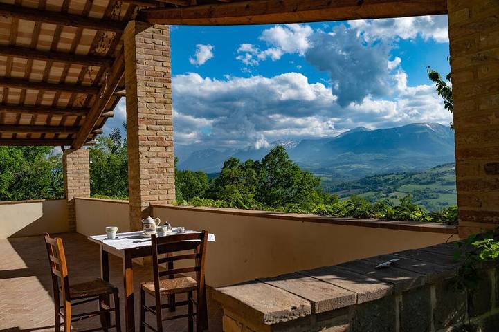 La Pieve, Privatvilla, Schwimmbad, Sibylle, Fahrräder, Fitnessraum, Spiele, Relax .. in Gualdo, Nationalpark Monti Sibillini