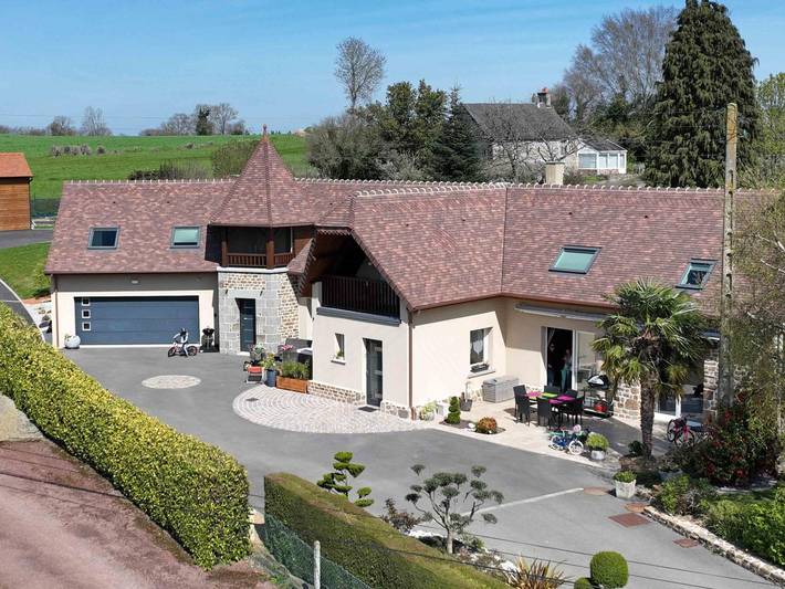Gîte pour 4 personnes, avec Jacuzzi ainsi que Terrasse et Jardin