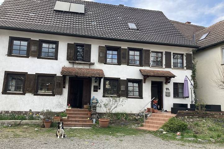 Ferienwohnung für 7 Personen, mit Balkon in Steißlingen