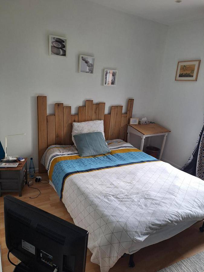 Gîte pour 2 personnes, avec Terrasse ainsi que Jardin et Piscine à Chassagny