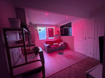 Gîte pour 6 personnes, avec jardin et vue à Thiais