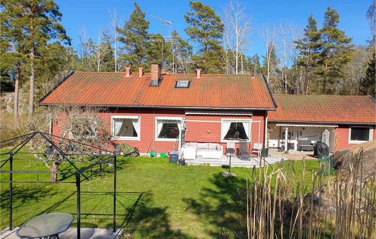 Hus för 7 Personer, med Terass och Trädgård i Trosa
