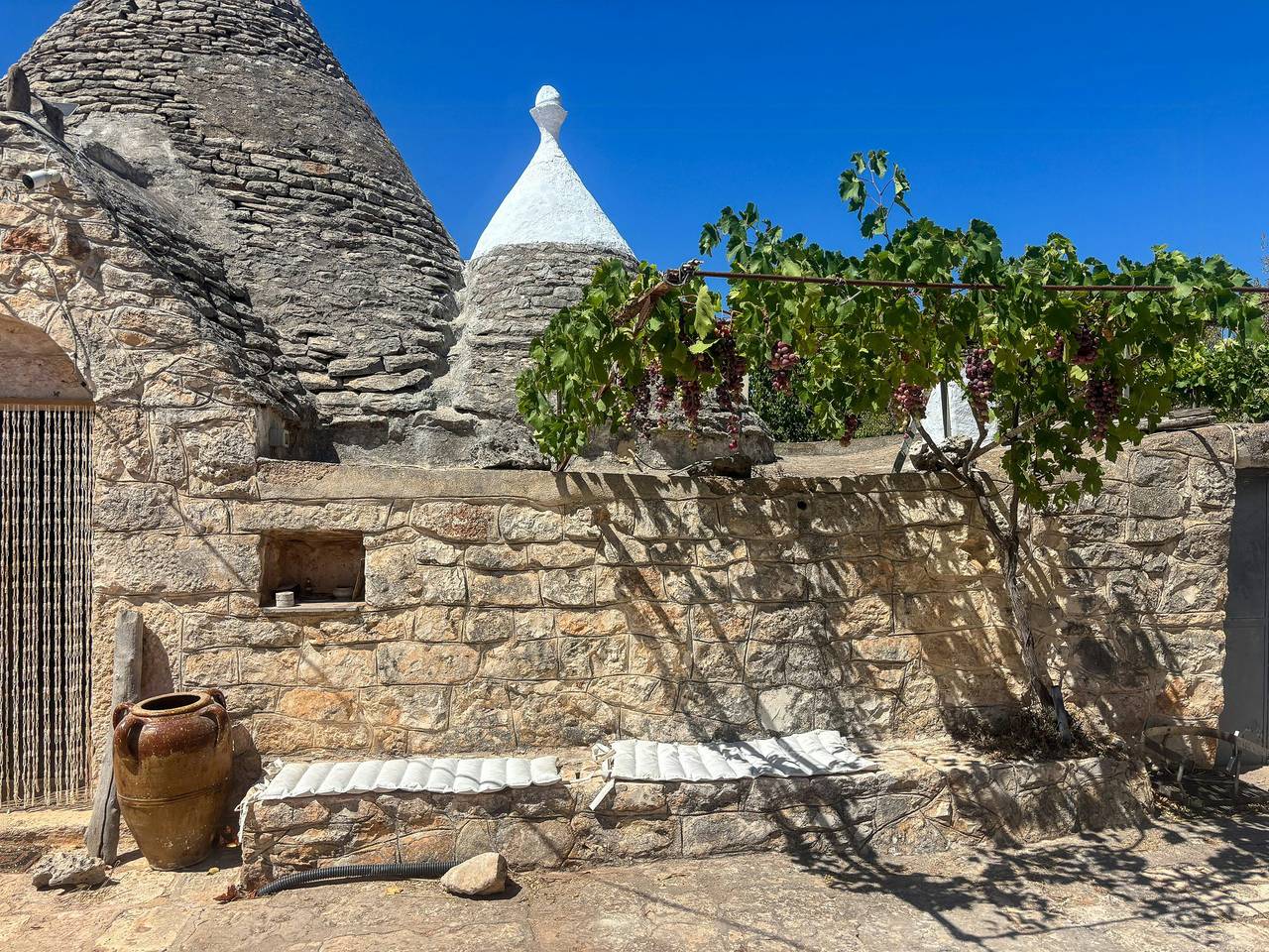 Trullo aus dem 17. Jahrhundert mit privatem Pool in Ostuni, Salento