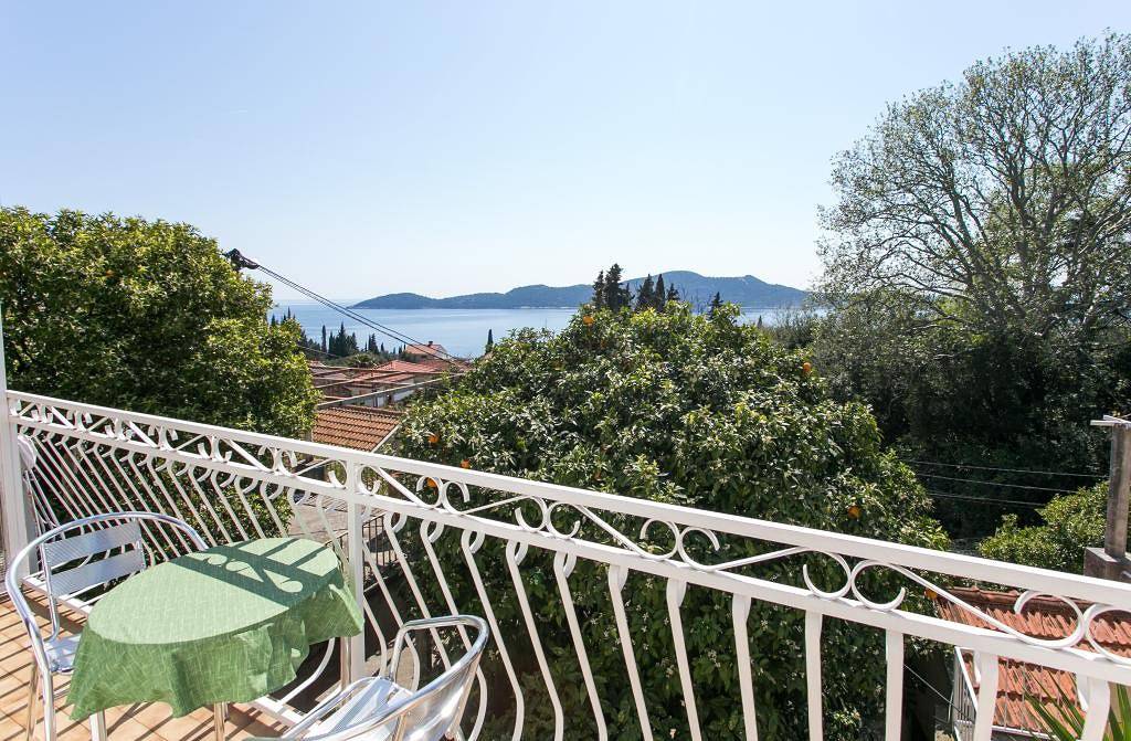 Ganze Wohnung, Apartments Anka - One-Bedroom Apartment with Balcony and Sea View in Brsecine, Grad Dubrovnik