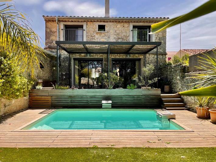Villa pour 8 personnes, avec jardin et piscine