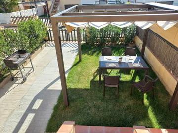 Chalet voor 4 Personen in Sant Pere Pescador, Costa Brava, Afbeelding 4