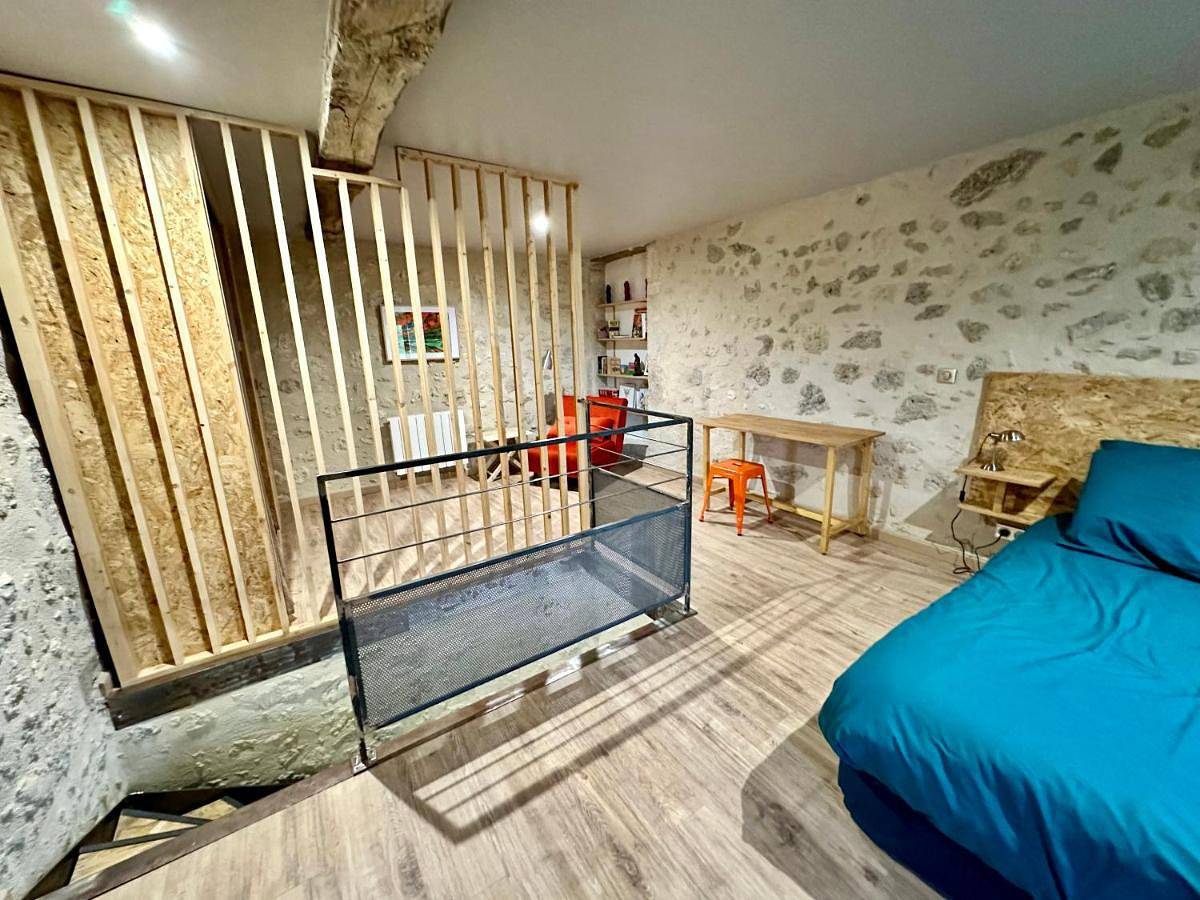 Deluxe Double Room (2 Adults + 1 Child) in Espiens, Région de Nérac