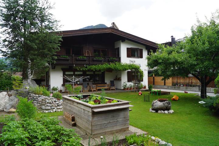 Ferienwohnung für 6 Personen, mit Terrasse und Garten in Kramsach