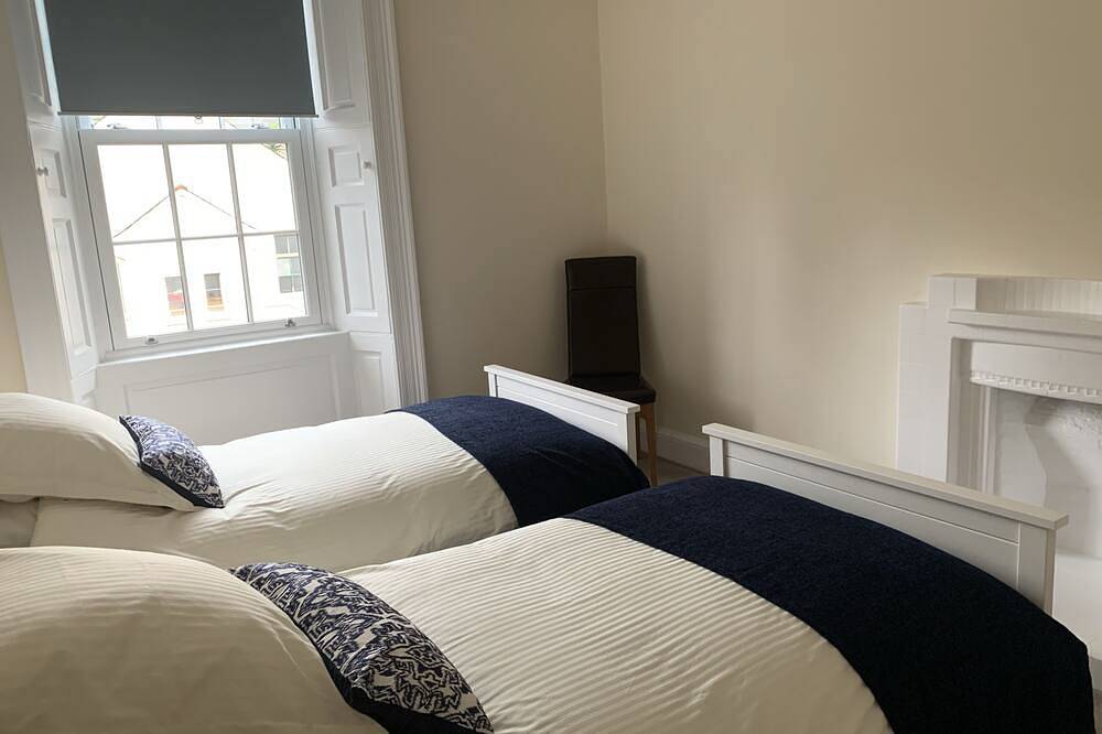 Ganze Wohnung, Cosy Apartment 1 - Lanark Town Centre in Süd Lanarkshire