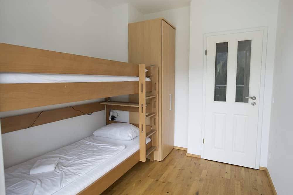 Ganze Wohnung, Wohnung für bis zu 8 Pers. direkt an der Piste, Sauna, 3 Sz, 2 Bäder, Tiefgarage in Sonnenalpe Naßfeld, Hermagor-Pressegger See