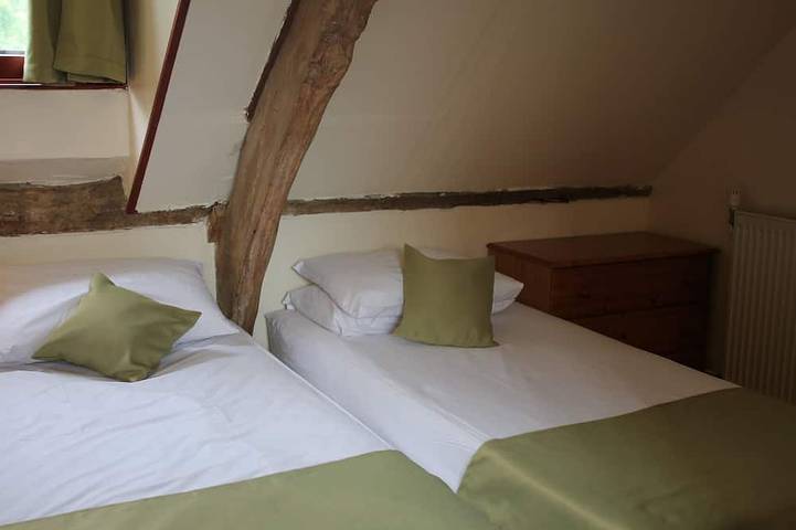 Location de vacances pour 9 personnes, avec piscine et jardin à Fresné-la-Mère - 3