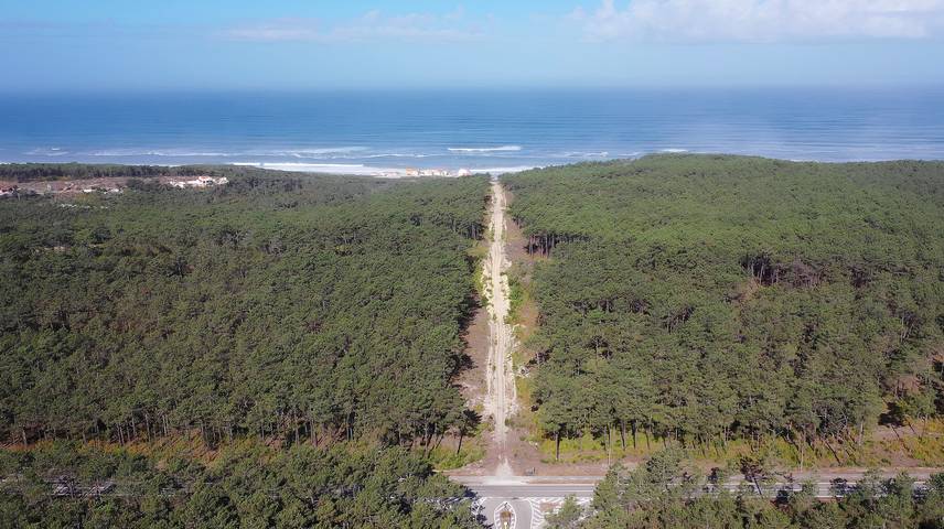 Gîte pour 4 personnes, avec balcon et piscine dans Praia De Vale Furado Pataias - 4