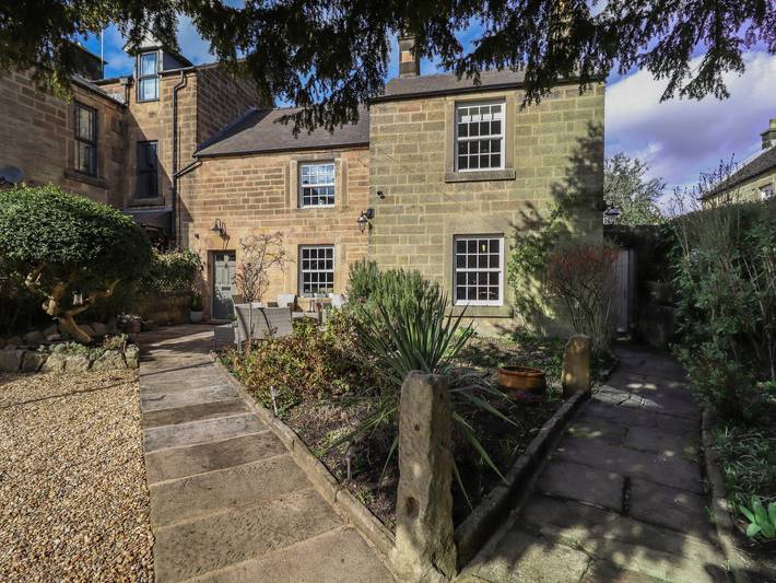 Log cabin for 6 people in Matlock