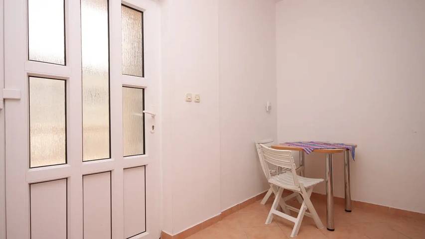 Ferienwohnung für 4 Personen, mit Terrasse in Sveti Petar na Moru - 3