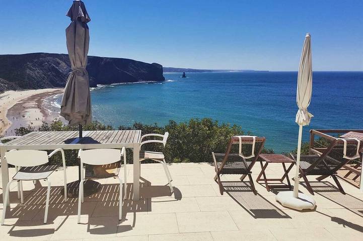 Casa de férias para 4 pessoas, com terraço em Aljezur