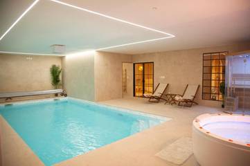 Maison de vacances pour 2 personnes, avec sauna et jacuzzi ainsi que piscine et jardin, animaux acceptés dans Hauts-de-France