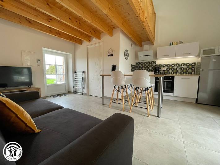 Gîte pour 3 personnes, avec Terrasse ainsi que Jardin et Piscine à Soullans