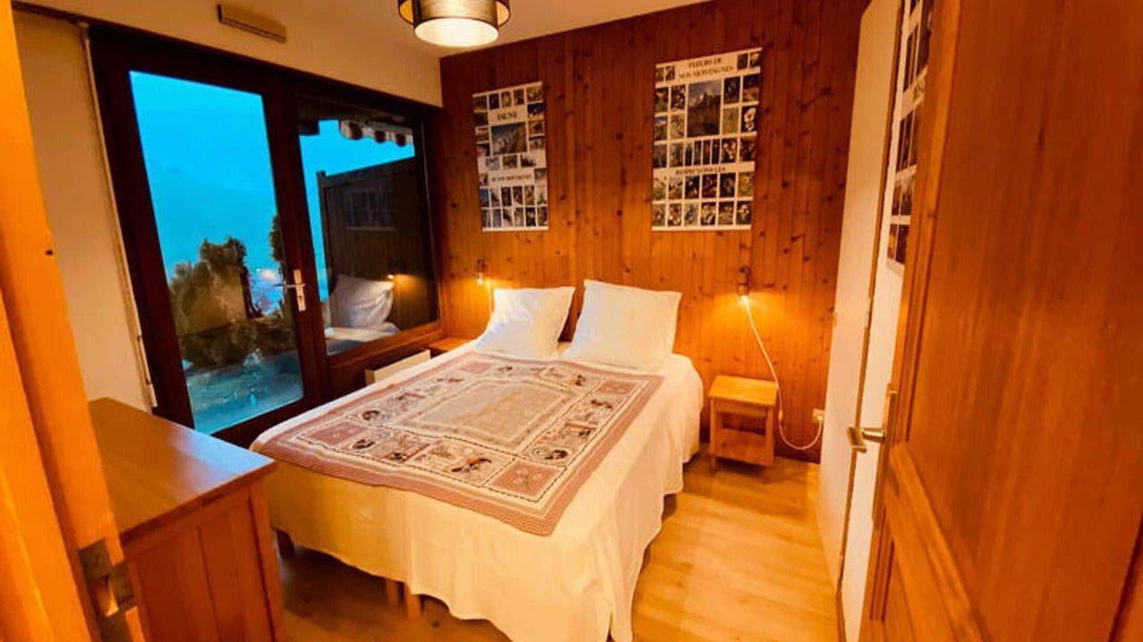 Entire holiday apartment, Holiday apartment for 6 people with balcony in La Clusaz, Annecy region