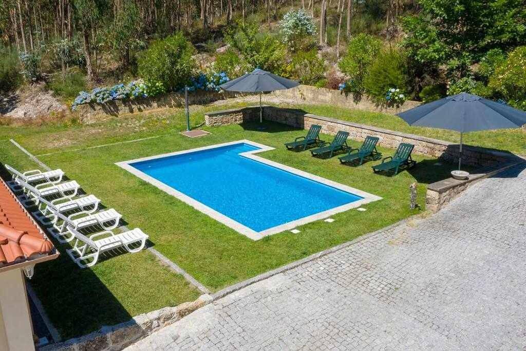 Eight-Bedroom House in Ribas, Distrito de Braga