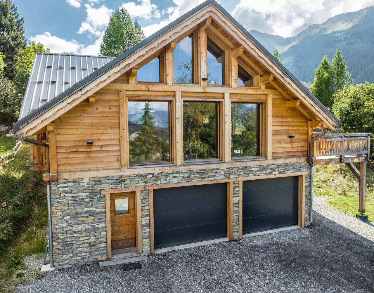 Bonito chalet con grandes áreas de convivencia in Les Orres, Parque Nacional de los Ecrins