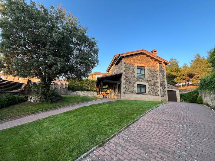 Casa rural para 12 personas, con Jardín en Castilla y León - 2