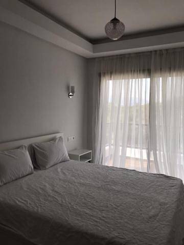 Gîte pour 2 personnes, avec jardin et piscine ainsi que terrasse et vue dans Cabo Negro - 4