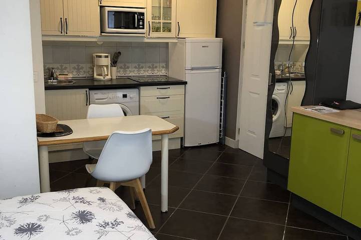 Ganze Wohnung, Studio mit eigenem Parkplatz Thonon Zentrum, ganz in der Nähe Thermes in Thonon-les-Bains, Thonon-les-Bains und Umgebung