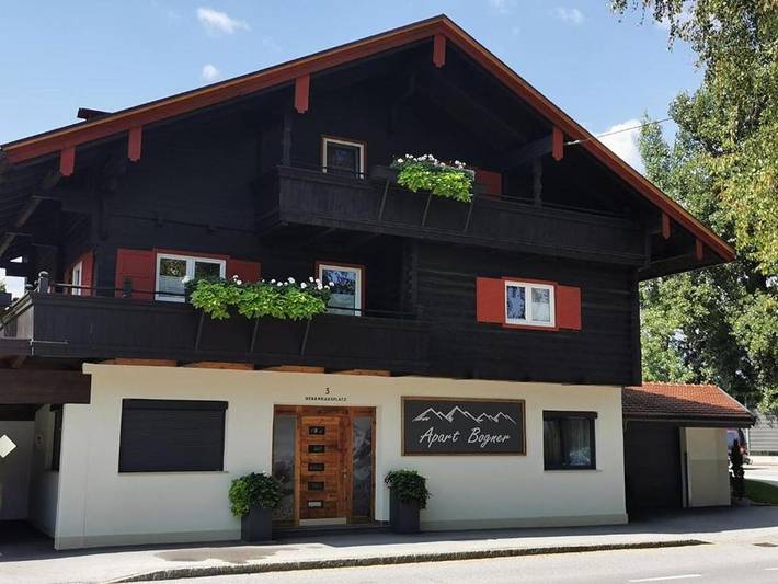 Ferienwohnung für 3 Personen, mit Ausblick in Brixlegg