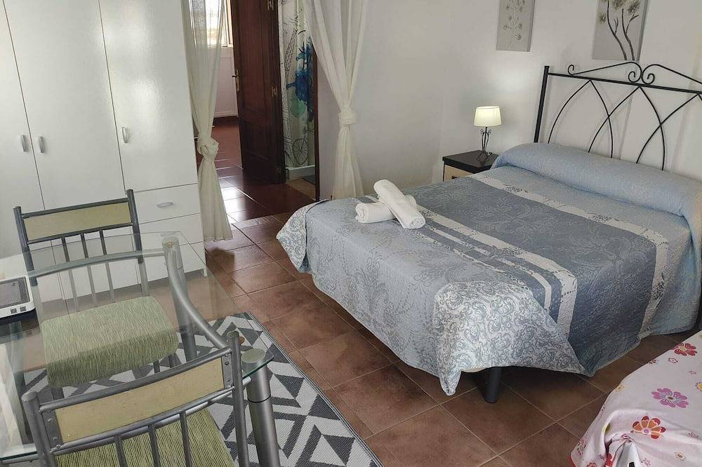 Apartamento Buen Pastor in Playa de Camposoto, San Fernando