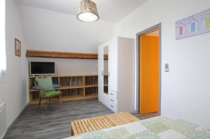 Gîte pour 5 personnes, avec jardin, animaux acceptés dans Plage des Dunes - 3