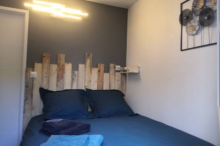 Gîte pour 3 personnes, avec balcon, animaux acceptés dans Plage Saint Marc - 2