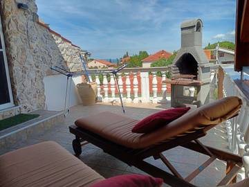Ferienwohnung für 2 Personen, mit Terrasse, mit Haustier in Biograd na Moru
