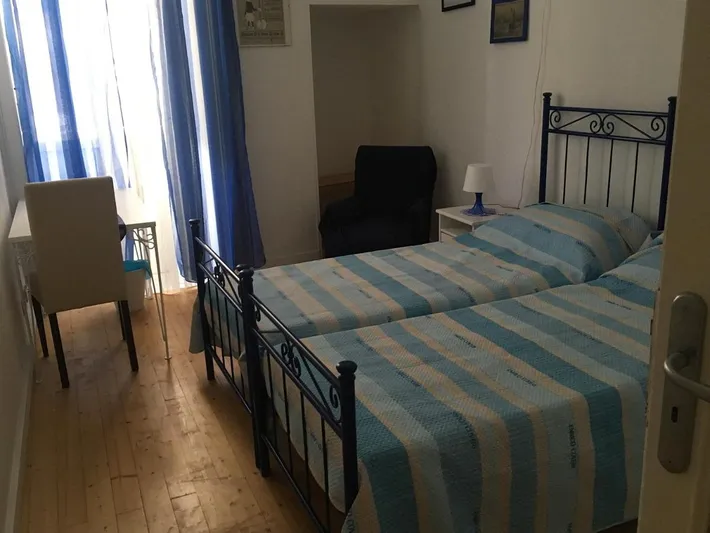 Bed and breakfast for 2 people, with view and balcony, child-friendly - 1