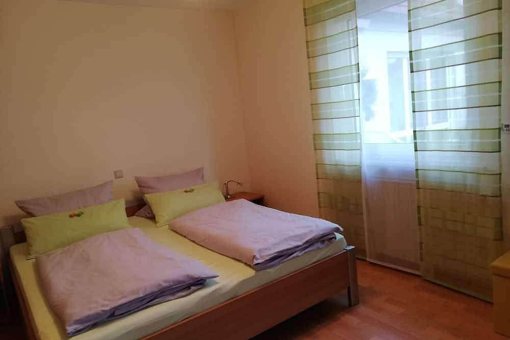 Ganze Wohnung, Ferienhaus (104qm) mit Garten in Oberthulba, Rhön-Bayern