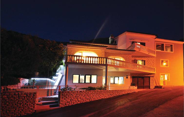 Ferienhaus für 14 Personen, mit Sauna und Terrasse in Omis - 2