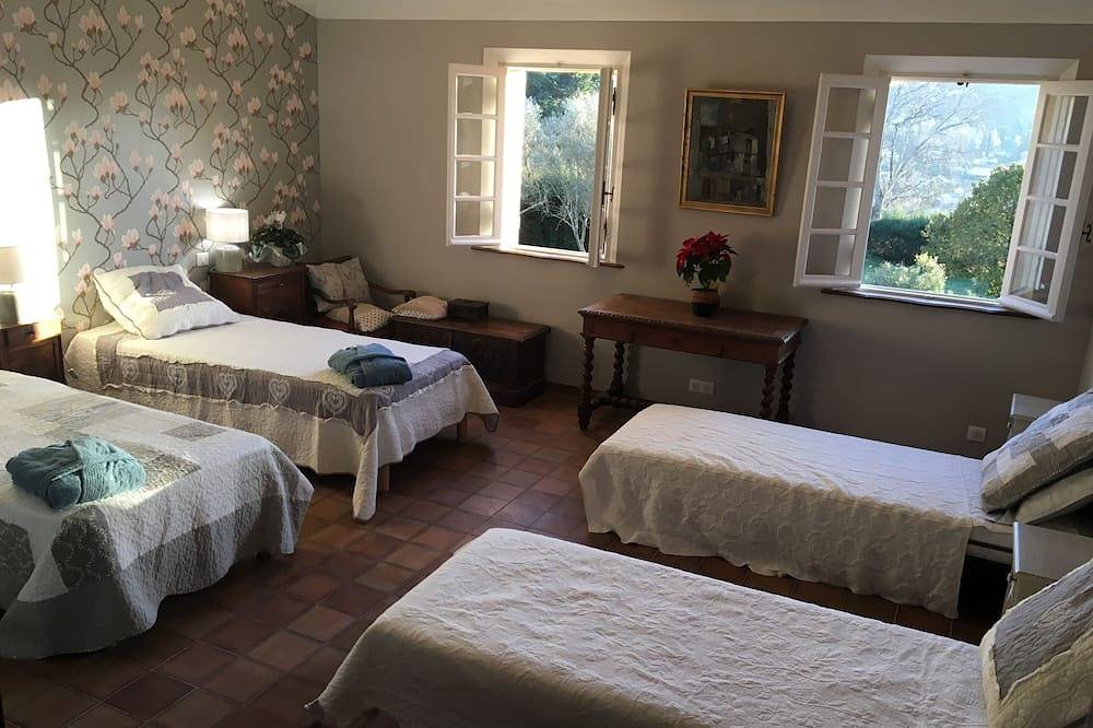 Außergewöhnliches Mas Provençal, komplett renoviert bei Grasse in Peymeinade, Mittelmeerküste (Frankreich)