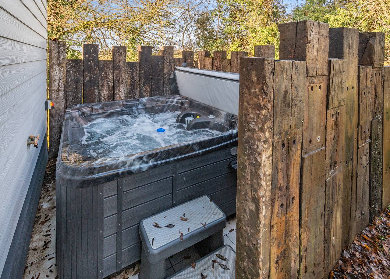 Teal Lodge in Oxfordshire