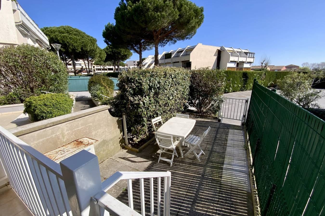Estudio entero, L’Orée de Camargue – Studio cosy avec cour proche plage in Port Camargue, Le Grau-du-Roi