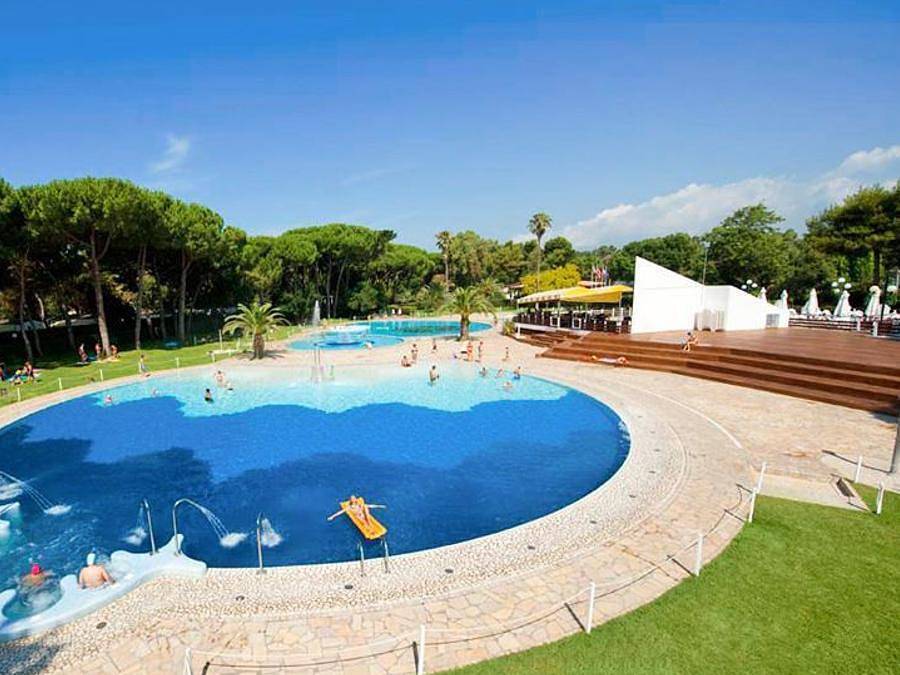 Camping per 6 Persone in Sessa Aurunca, Via Francigena