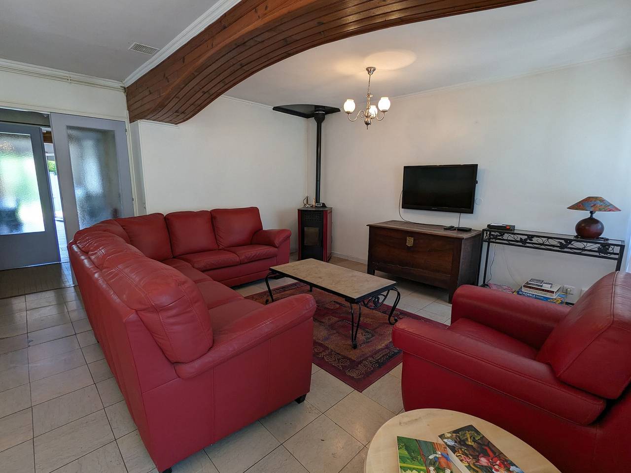 Gîte Confortable à Nargis avec Parking Privé, Proche Paris in Nargis (actrice), Région de Montargis