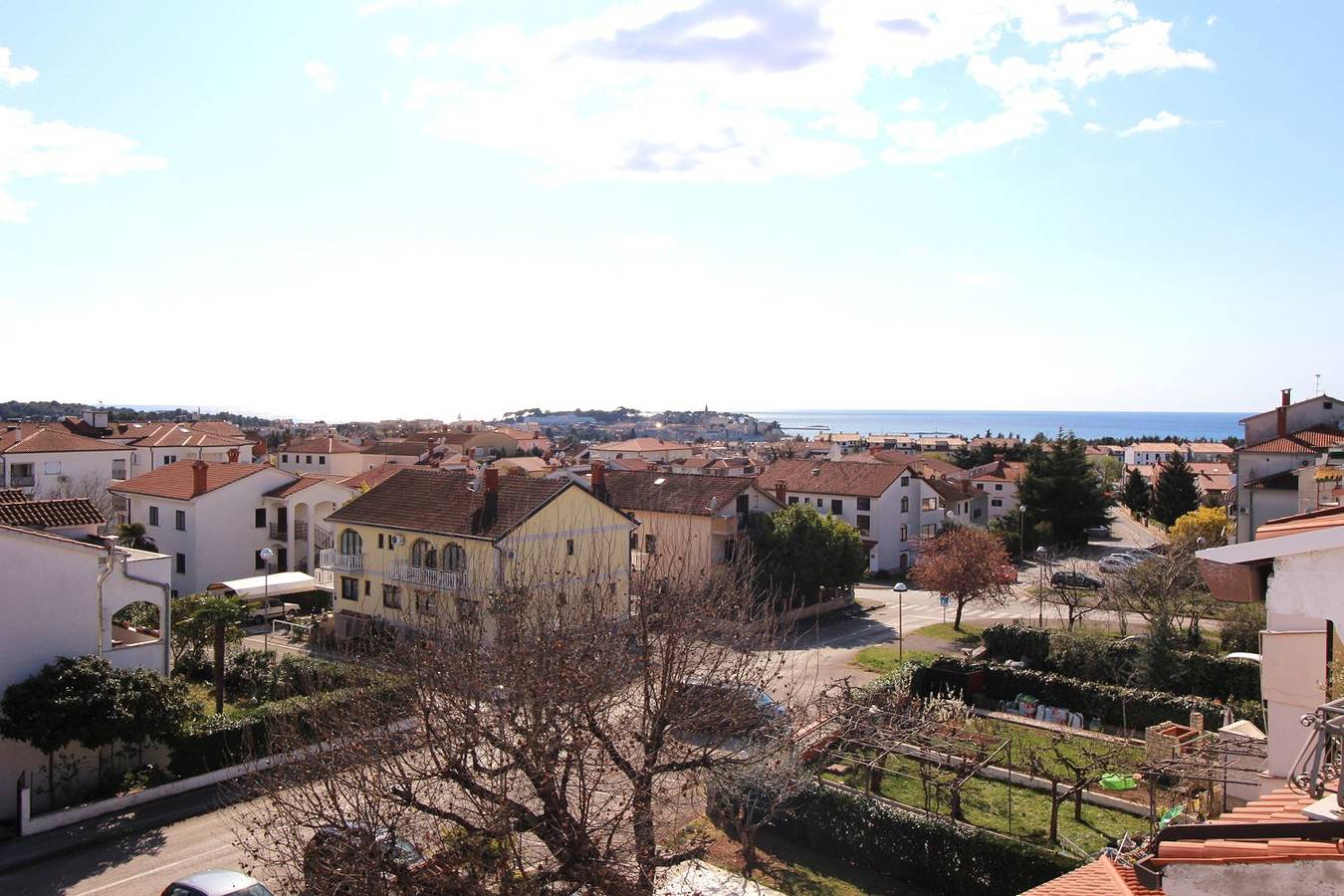 Ganze Wohnung, Charmante Dachgeschosswohnung mit Meerblick und Blick auf die Altstadt von Porec in Poreč, Grad Poreč