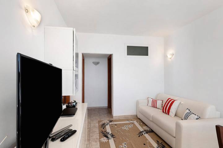 Ferienwohnung für 4 Personen, mit Balkon und Garten sowie Kinderpool in Imperia - 4