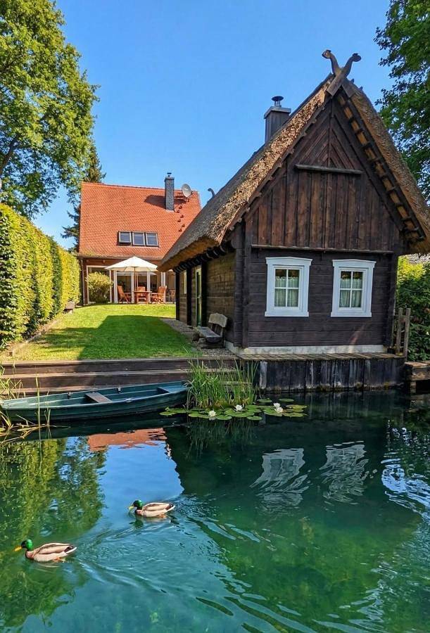 Ferienhaus für 4 Personen, mit Ausblick und Sauna sowie Garten in Lübbenau