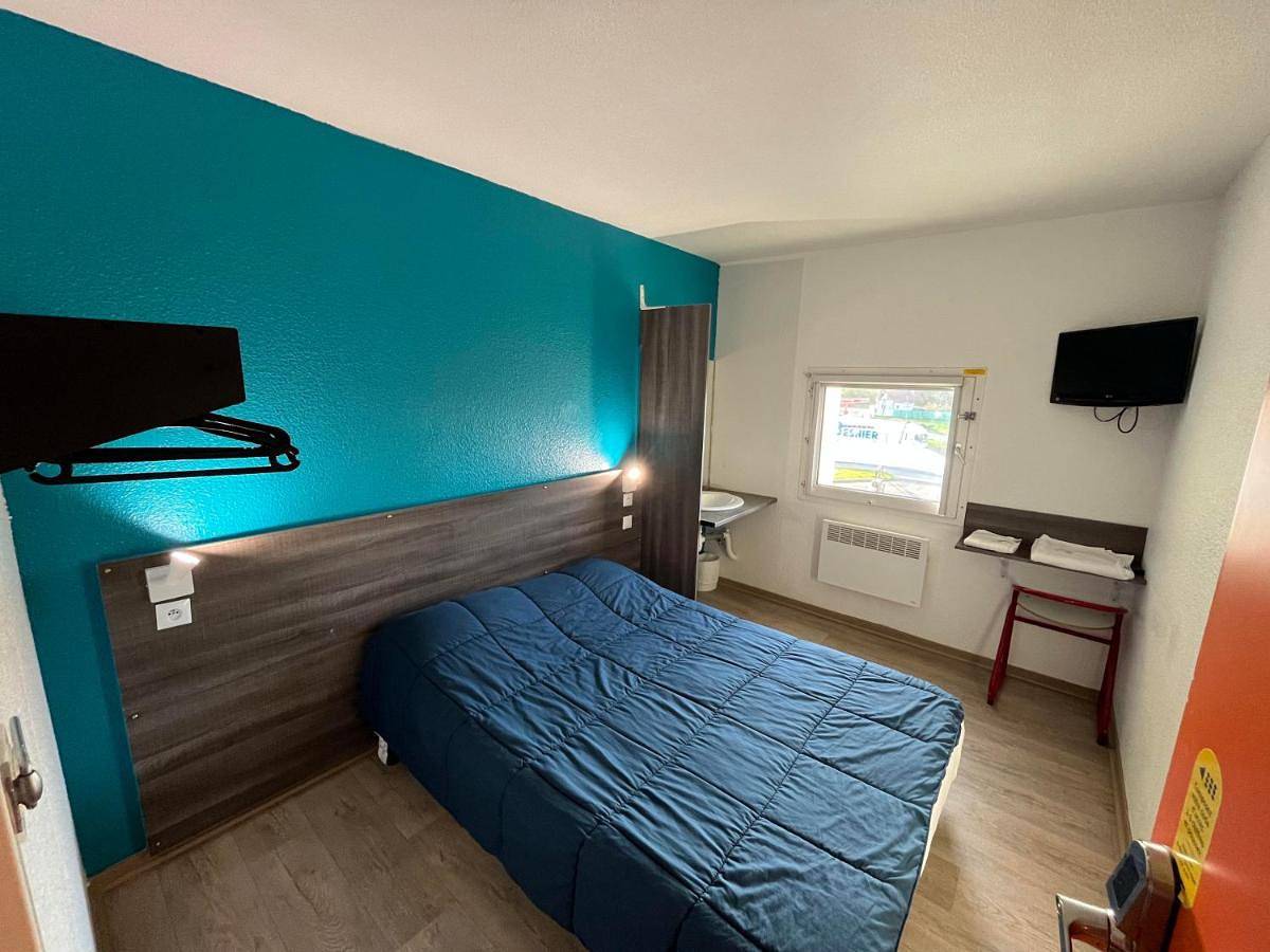 Standard Double Room in Vineuil, Région de Blois