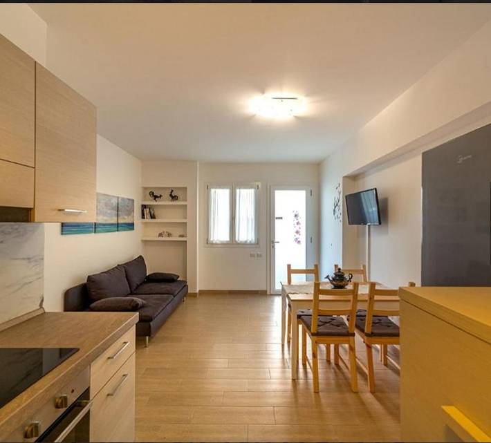 Ferienwohnung für 5 Personen, mit Garten in Miramare