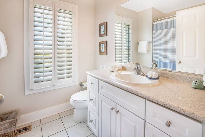 Vacation house for 14 people, with balcony in Tybee Island