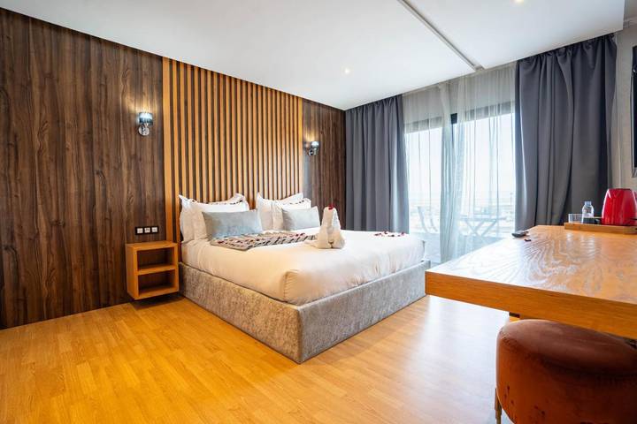 Hotel para 3 personas, con vistas y balcón - 1