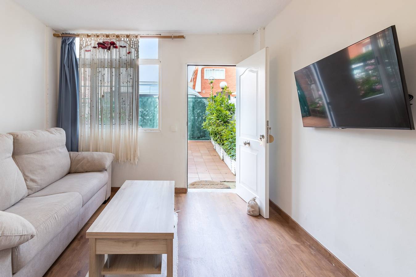 Ganze Wohnung, Apartment 'Villa Peral' mit privater Terrasse und Garten in Liencres in Piélagos, Kantabrische Küste